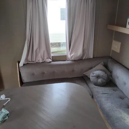 Ash Close 64- Blue Dolphin Heaven - Budget Caravan *